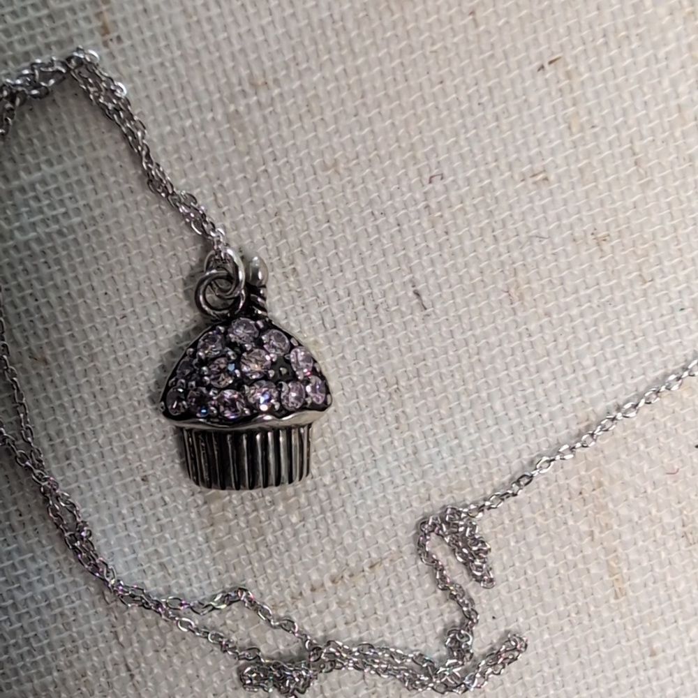 NWT Peyote Bird Sterling Silver Cupcake Necklace - Picture 9 of 10